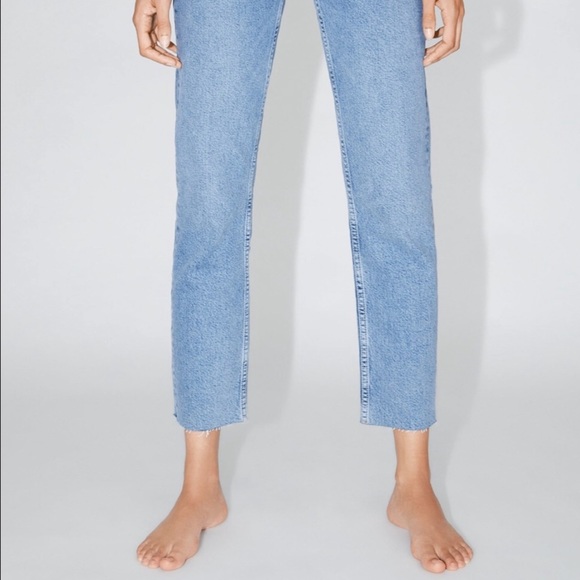 Zar Hi-Rise Slime Jeans - Picture 2 of 4